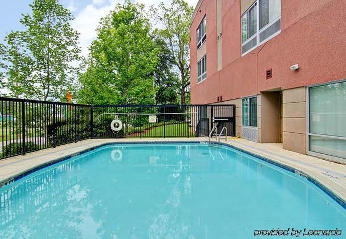 Springhill Suites Tallahassee Central Exterior photo